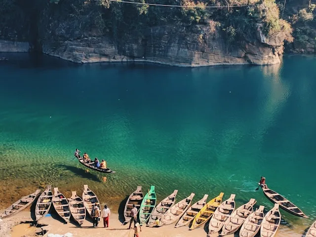 Dawki Crystal River Adventure